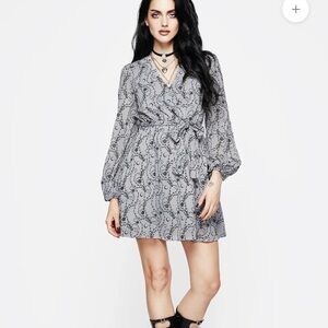 Elegant Gray Patterned Wrap Dress